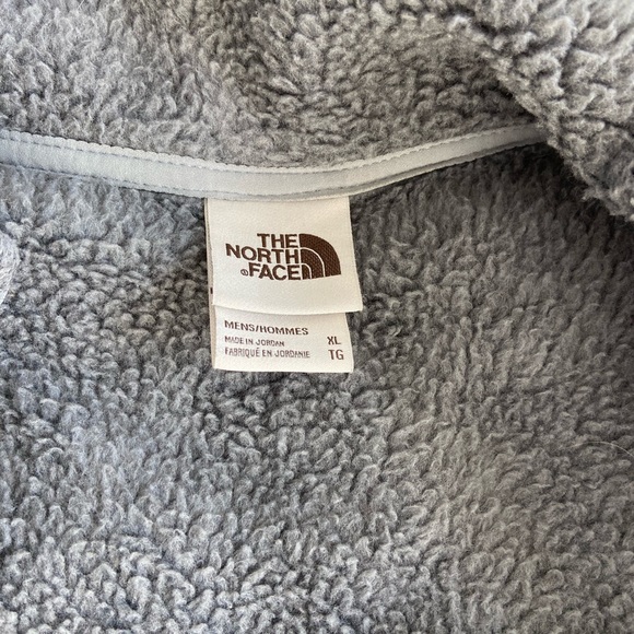 The North Face fleece zip of jacket - Picture 3 of 3